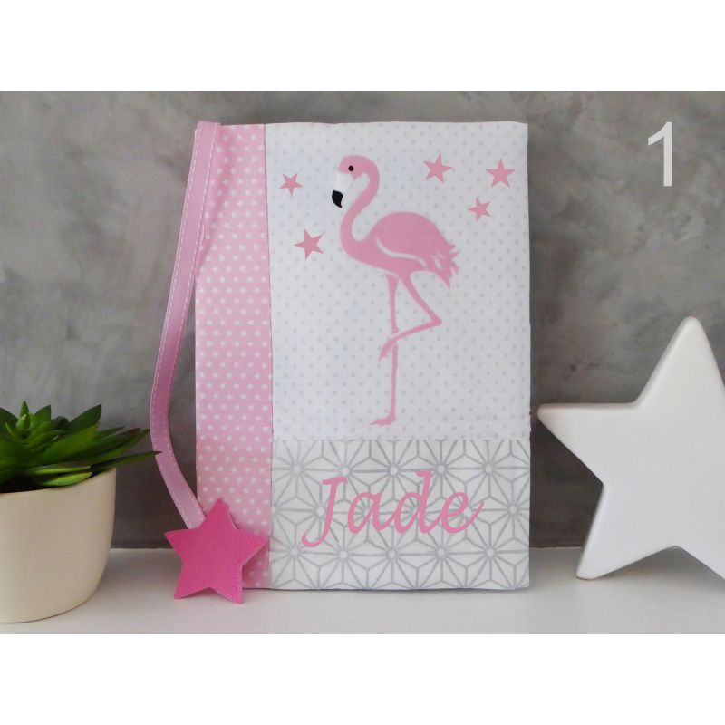 Carnet de santé Flamant Rose - Modèle 1 Carnet de santé Flamant Rose - Modèle 1